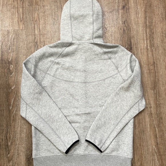 Nike Tech Fleece Full Zip Hoodie Gray Black Mens Sz Large FB7921-063 - Picture 2 of 4